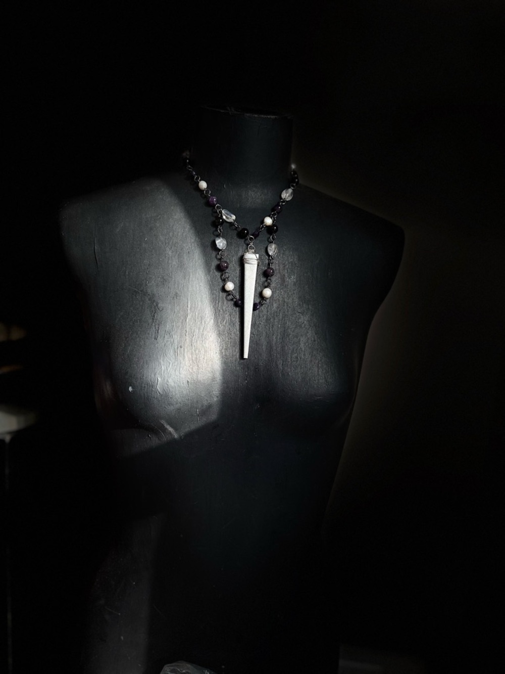 Pearl quartz Amethyst Pendant Necklace with coffin nail jewelry gothic necklace - Picture 6 of 10